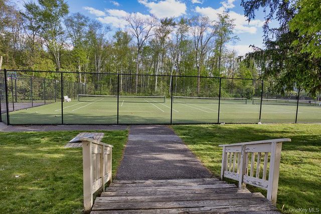 5203 Applewood Circle, Carmel, NY 10512