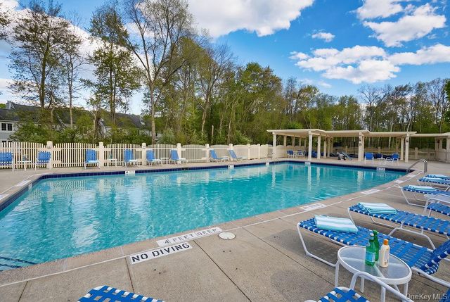 5203 Applewood Circle, Carmel, NY 10512