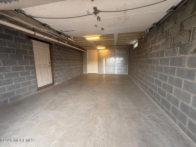 98-100 Raritan Avenue, Keansburg, NJ 07734