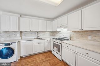 18808 WALKERS CHOICE RD #4, Gaithersburg, MD 20886