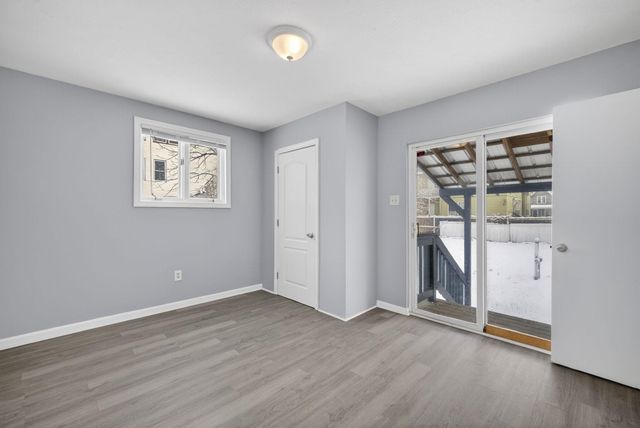 36 Essex Street, Manchester, NH 03102