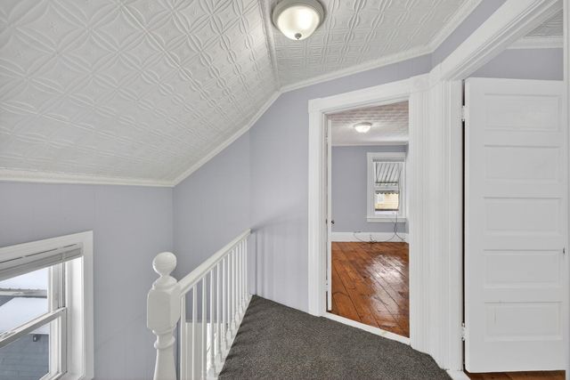 36 Essex Street, Manchester, NH 03102