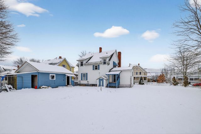 36 Essex Street, Manchester, NH 03102