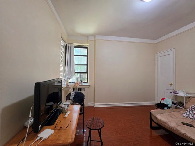 43-55 Kissena Boulevard 1H, Flushing, NY 11355