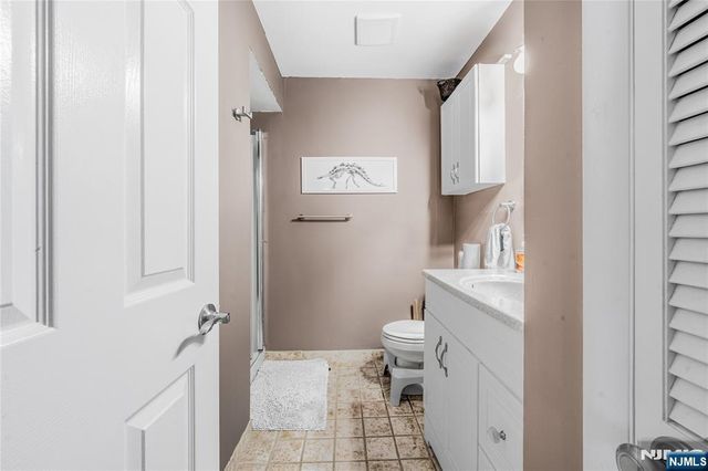 7430 Kennedy Boulevard 304, North Bergen, NJ 07047
