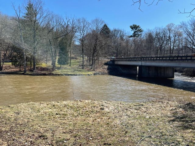 7611 68th Street SE, Caledonia, MI 49316