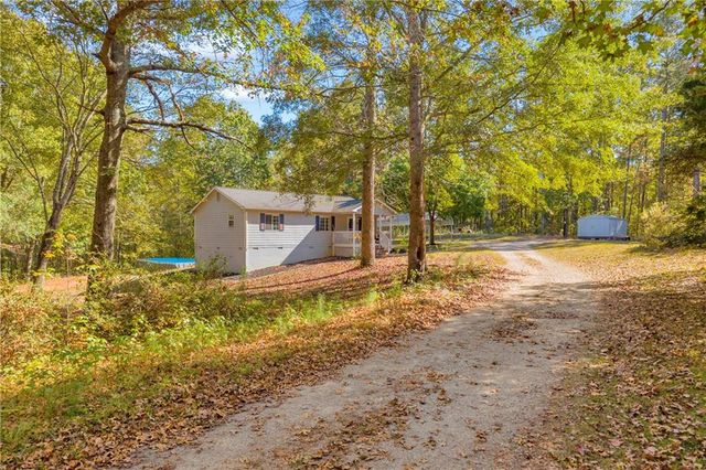 146 Moody Farm Road, Newnan, GA 30263