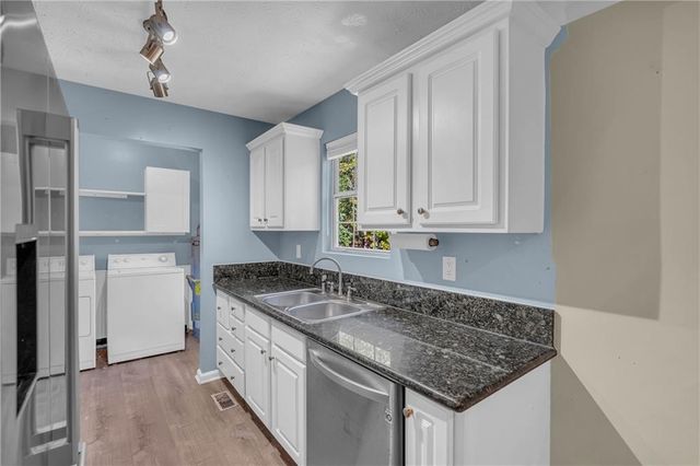 146 Moody Farm Road, Newnan, GA 30263