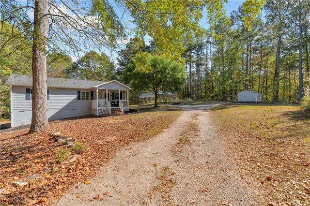 146 Moody Farm Road, Newnan, GA 30263
