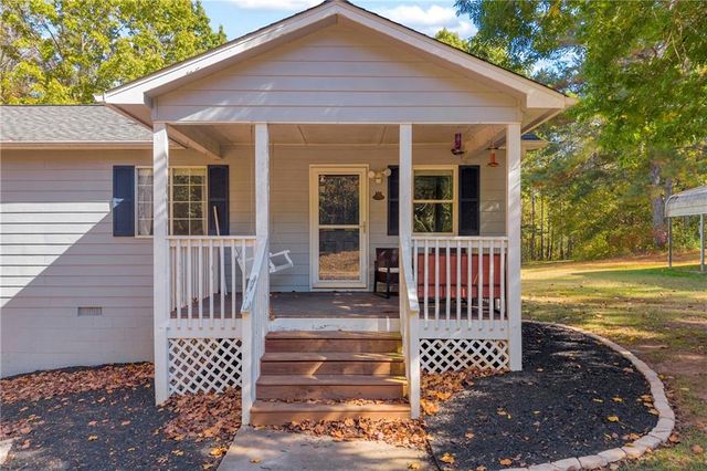 146 Moody Farm Road, Newnan, GA 30263