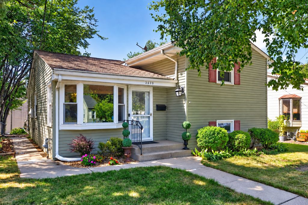 2620 Toledo Avenue S, Saint Louis Park, MN 55416 — exterior