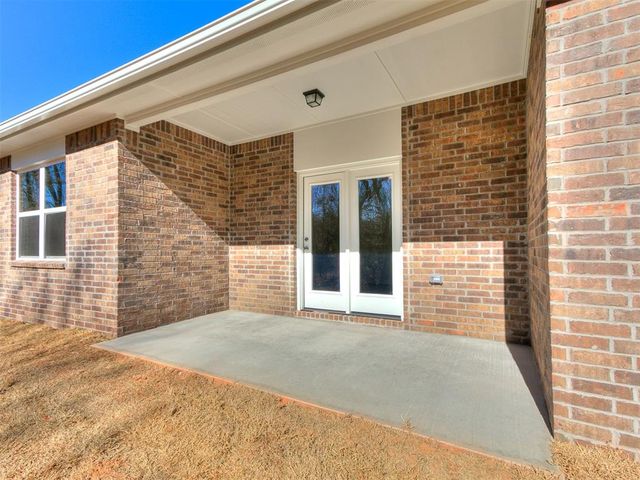 9801 Livingston Road, Edmond, OK 73025