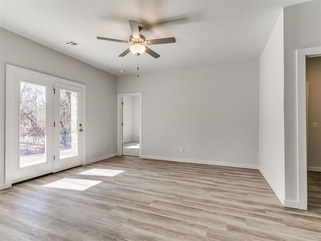 9801 Livingston Road, Edmond, OK 73025