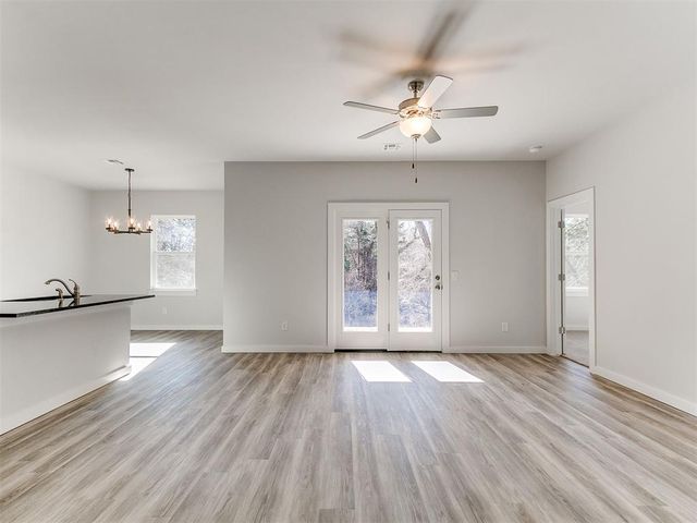 9801 Livingston Road, Edmond, OK 73025