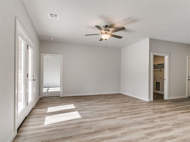 9801 Livingston Road, Edmond, OK 73025