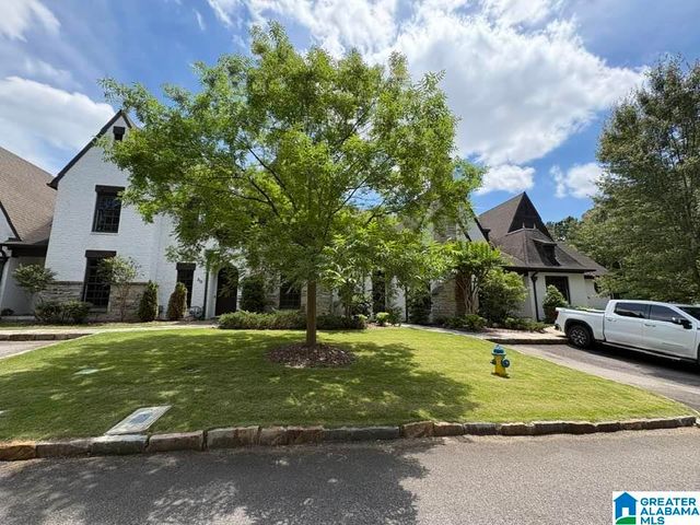 305 HERITAGE DRIVE, Hoover, AL 35216