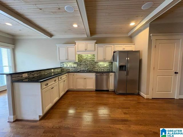305 HERITAGE DRIVE, Hoover, AL 35216
