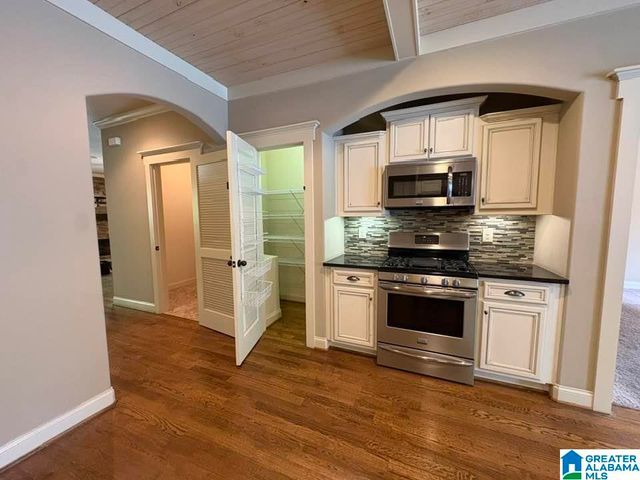 305 HERITAGE DRIVE, Hoover, AL 35216