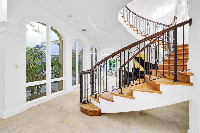 361 Mizner Lake Estates Drive, Boca Raton, FL 33432