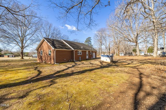 5513 Nc Highway 700, Eden, NC 27288