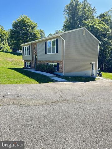 9124 CROOM RD, Upper Marlboro, MD 20772