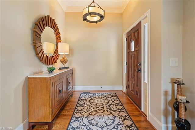 39 Creswell Manor Drive, Greensboro, NC 27407