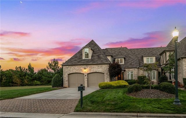 39 Creswell Manor Drive, Greensboro, NC 27407