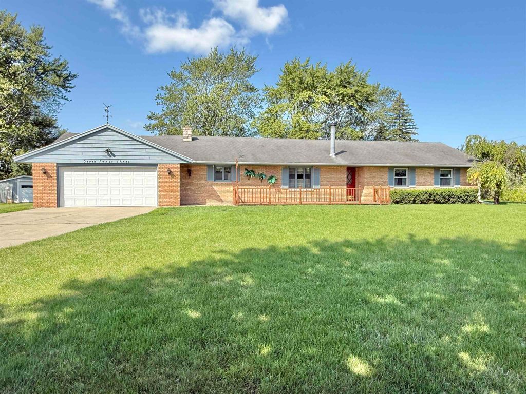 743 N Jones Road, Essexville, MI 48732