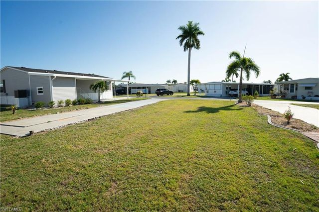 353 Mattie AVE, Fort Myers, FL 33908