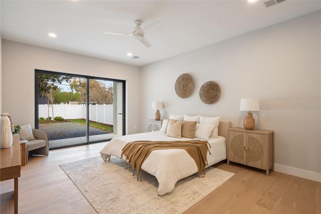 1425 W YALE STREET, Orlando, FL 32804