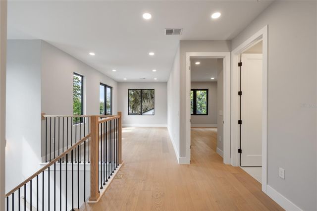 1425 W YALE STREET, Orlando, FL 32804