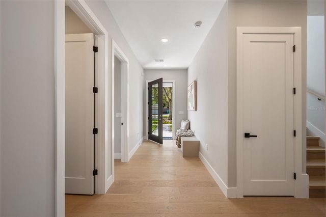 1425 W YALE STREET, Orlando, FL 32804