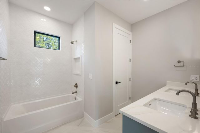 1425 W YALE STREET, Orlando, FL 32804