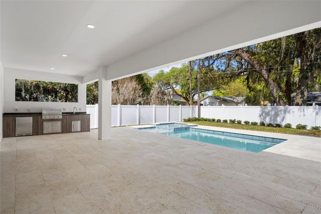 1425 W YALE STREET, Orlando, FL 32804