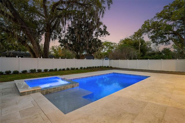 1425 W YALE STREET, Orlando, FL 32804