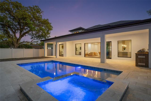 1425 W YALE STREET, Orlando, FL 32804