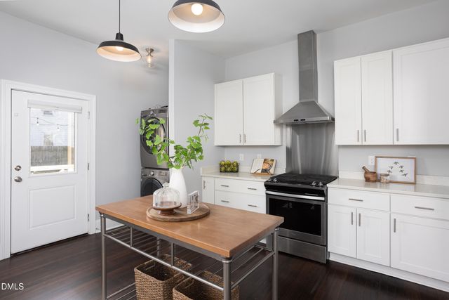 101 S Briggs Avenue, Durham, NC 27703