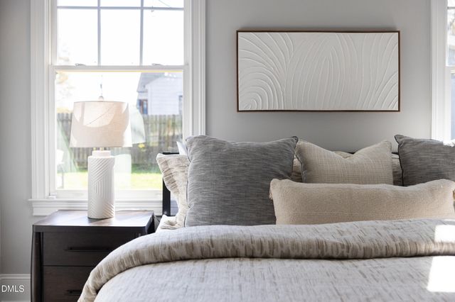 101 S Briggs Avenue, Durham, NC 27703