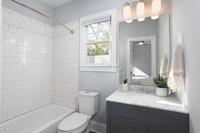 101 S Briggs Avenue, Durham, NC 27703