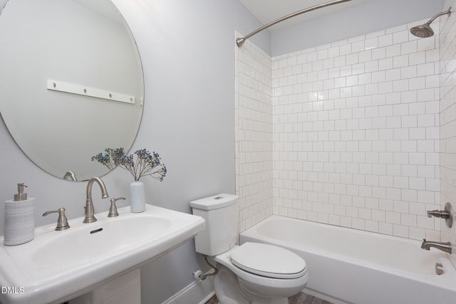 101 S Briggs Avenue, Durham, NC 27703