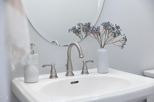 101 S Briggs Avenue, Durham, NC 27703