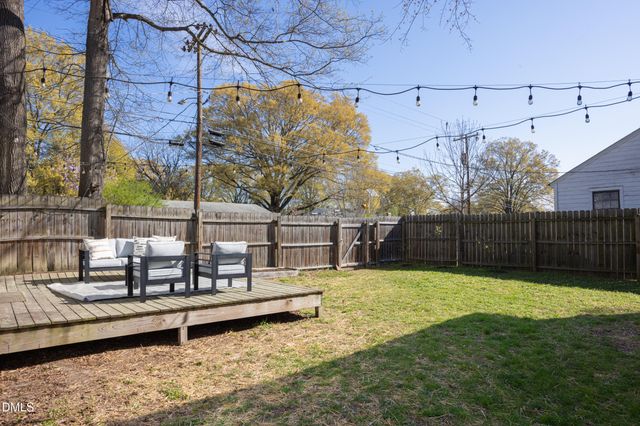 101 S Briggs Avenue, Durham, NC 27703