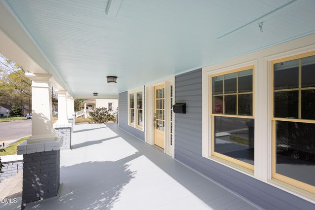 101 S Briggs Avenue, Durham, NC 27703