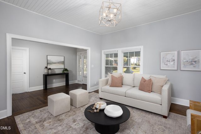 101 S Briggs Avenue, Durham, NC 27703