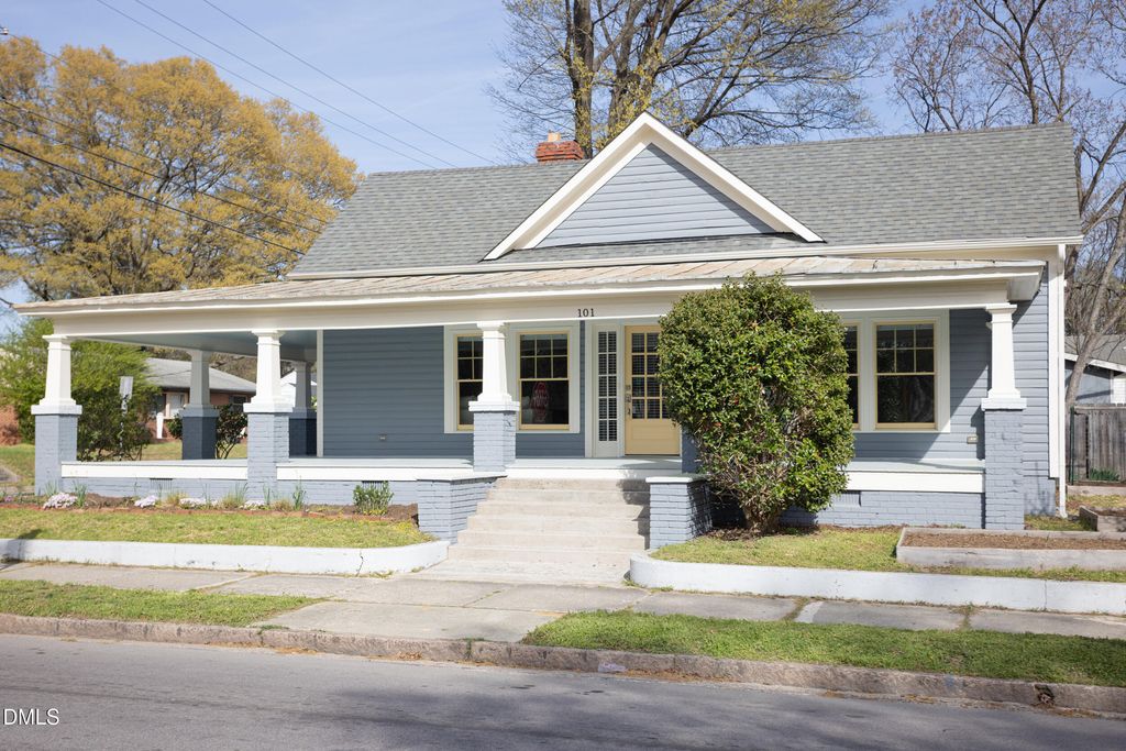 101 S Briggs Avenue, Durham, NC 27703