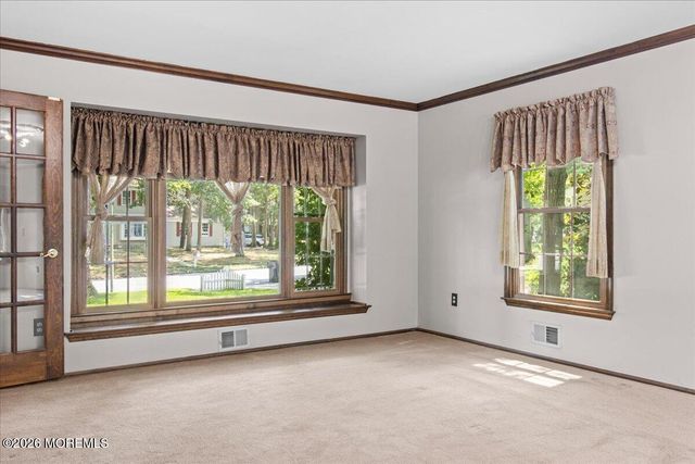 1652 White Water Court, Toms River, NJ 08755