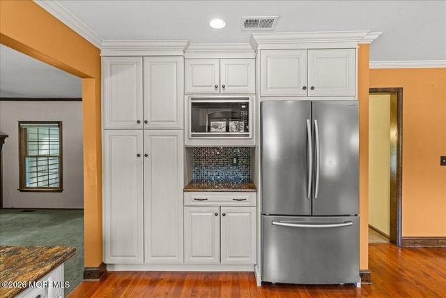 1652 White Water Court, Toms River, NJ 08755