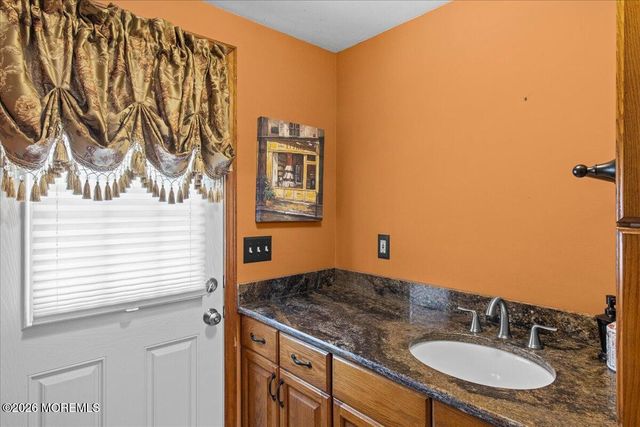 1652 White Water Court, Toms River, NJ 08755