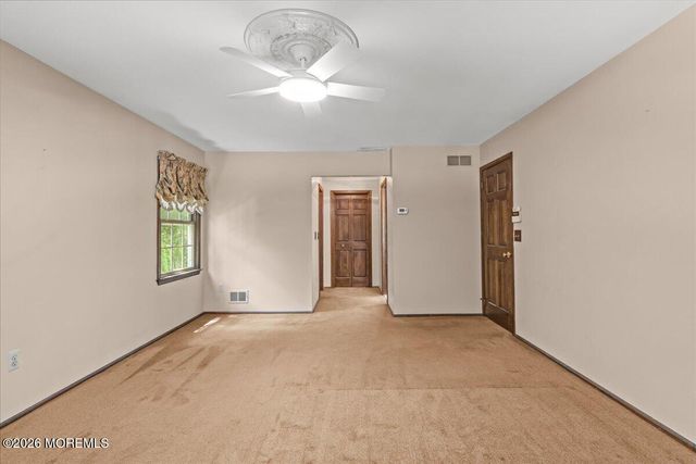 1652 White Water Court, Toms River, NJ 08755