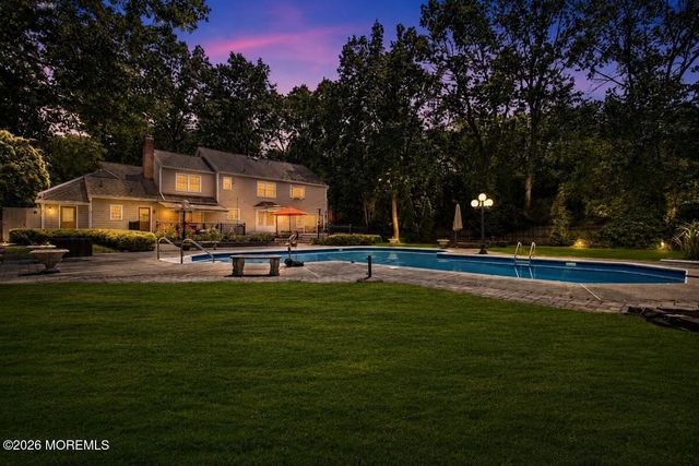 1652 White Water Court, Toms River, NJ 08755